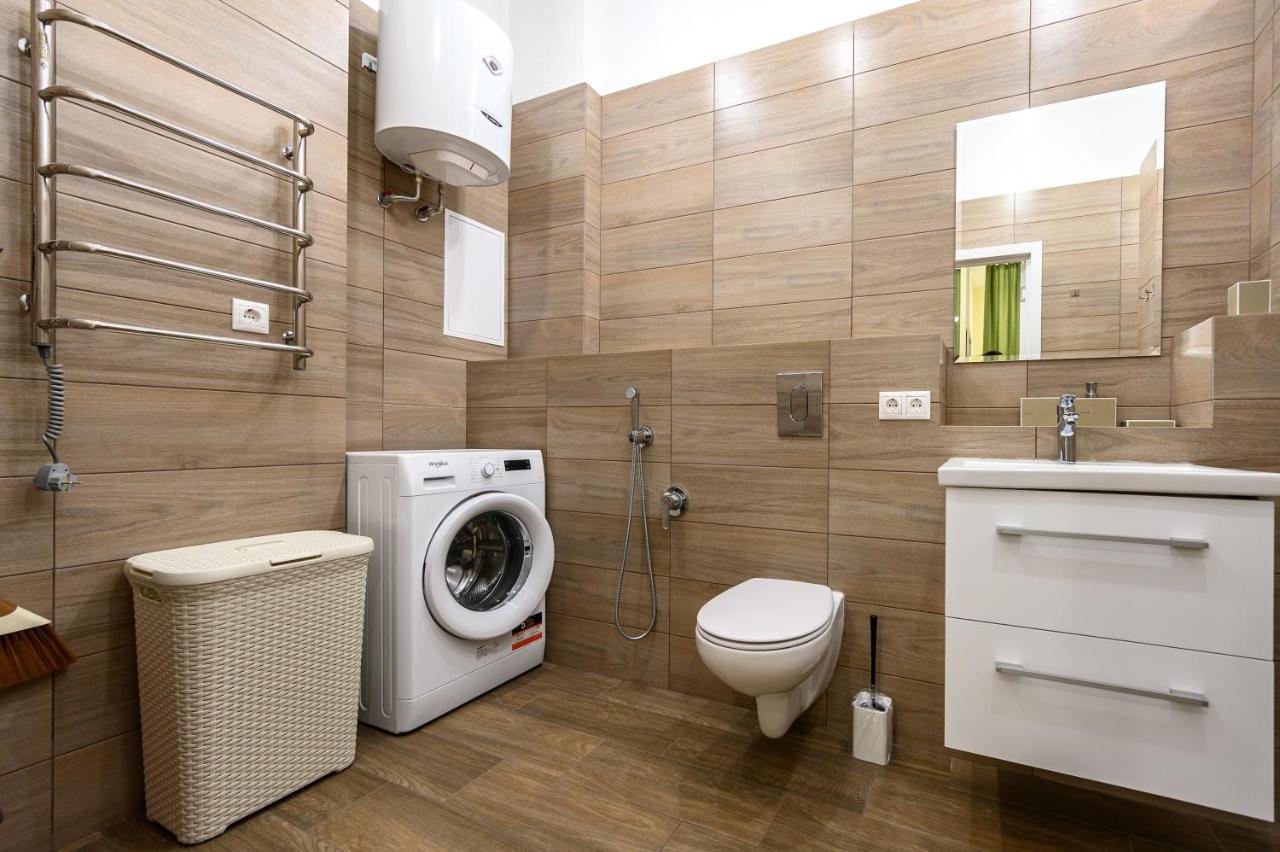 Gagarin Plaza 63 Apartment Odesa Exterior photo