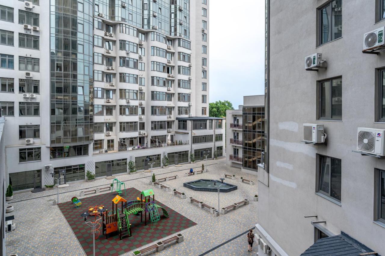 Gagarin Plaza 63 Apartment Odesa Exterior photo